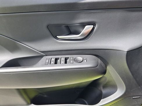 New 2026 Hyundai Kona Limited FWD image 12