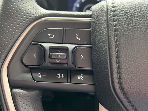 New 2025 Toyota 4Runner 4WD image 17