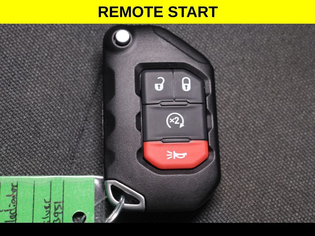 Used 2024 Jeep Gladiator Sport AWD/4WD image 10