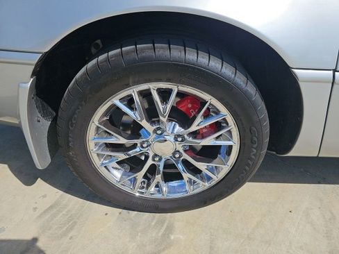 Used 1996 Chevrolet Corvette Coupe image 14