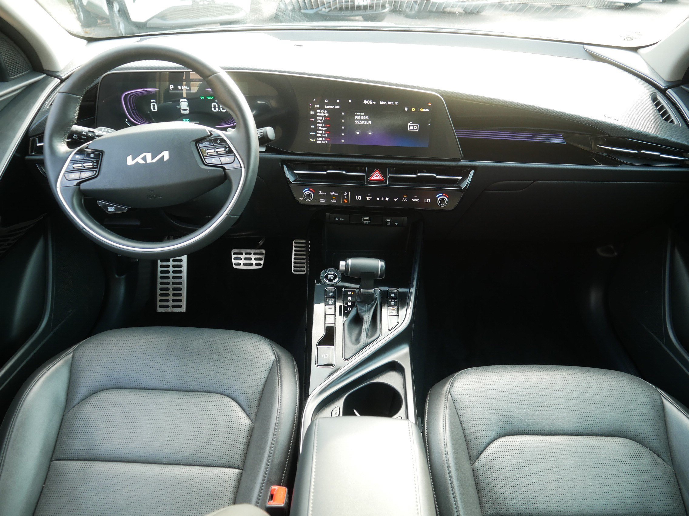 Certified 2025 Kia Niro SX Touring FWD image 10