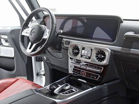 Used 2022 Mercedes-Benz G 550 image 31