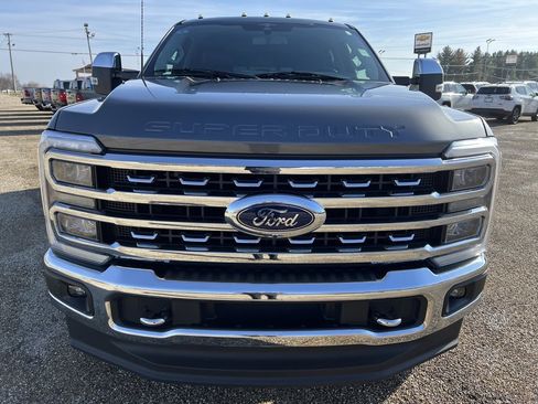 Used 2023 Ford F250 Lariat w/ Chrome Package image 8