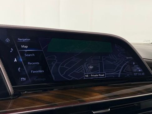 Certified 2024 Cadillac Escalade Sport Platinum w/ LPO, ONYX Package image 15