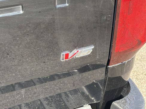 Used 2022 Chevrolet Colorado LT w/ LT Convenience Package image 24