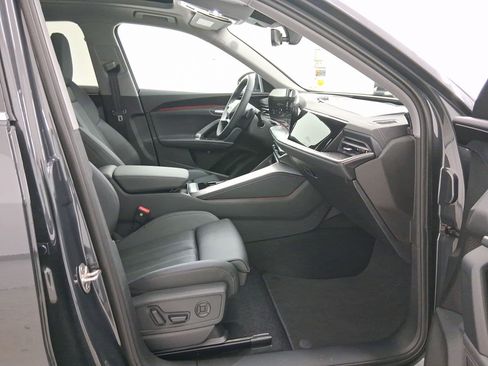 New 2025 Audi Q5 Premium Plus image 31