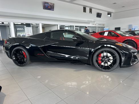 New 2026 Chevrolet Corvette Z06 w/ Stealth Interior Trim Package RWD image 3