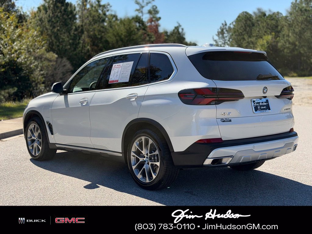 Used 2025 BMW X5 xDrive50e w/ Climate Comfort Package AWD/4WD image 5