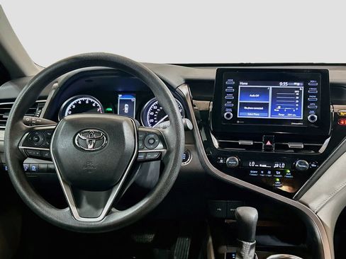Used 2024 Toyota Camry LE w/ Convenience Package FWD image 18