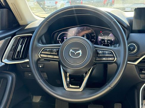 Used 2025 MAZDA CX-70 Plug-In Hybrid w/ Premium Pkg image 17
