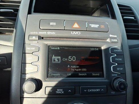 Used 2013 Kia Soul + w/ Audio Pkg image 24