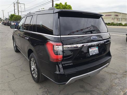 Used 2018 Ford Expedition Limited RWD image 17