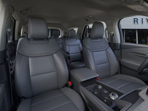 New 2026 Ford Explorer Active RWD image 10
