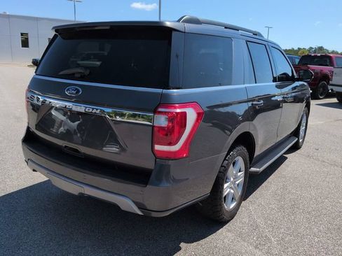 Used 2021 Ford Expedition XLT RWD image 4