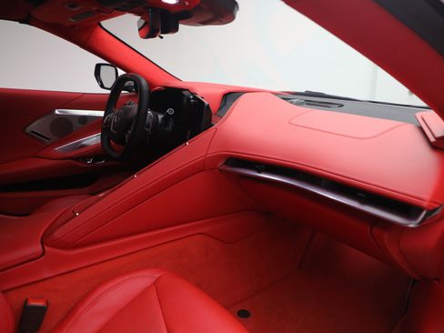 Used 2024 Chevrolet Corvette Stingray Premium Cpe w/ Z51 Performance Package RWD image 20