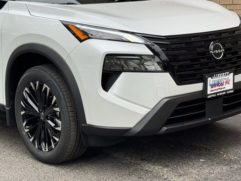 New 2026 Nissan Rogue Dark Armor AWD/4WD image 31