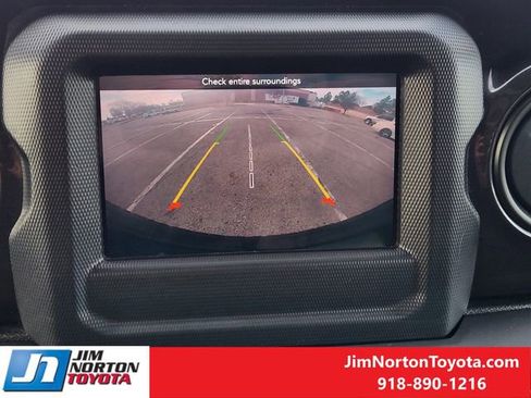 Used 2021 Jeep Wrangler Unlimited Sport image 21