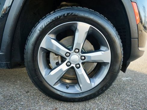 Used 2021 Jeep Grand Cherokee L Limited w/ Luxury Tech Group II image 39