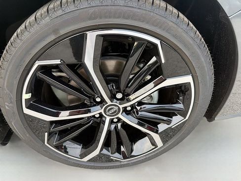 New 2025 Nissan Altima 2.5 SR w/ SR Premium Package image 28