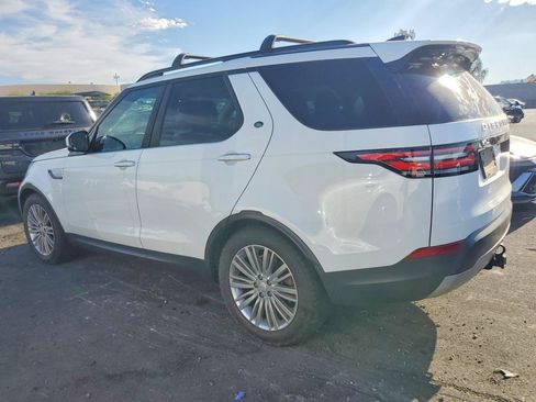 Used 2017 Land Rover Discovery HSE Luxury AWD/4WD image 4