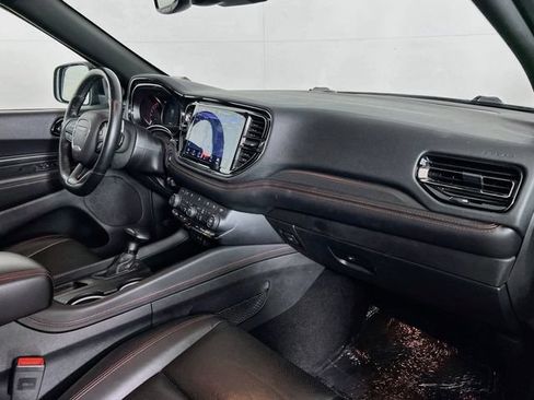 Used 2025 Dodge Durango GT AWD/4WD image 41