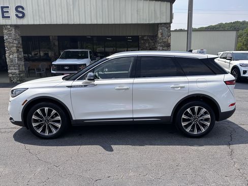 Used 2021 Lincoln Corsair Reserve AWD/4WD image 1