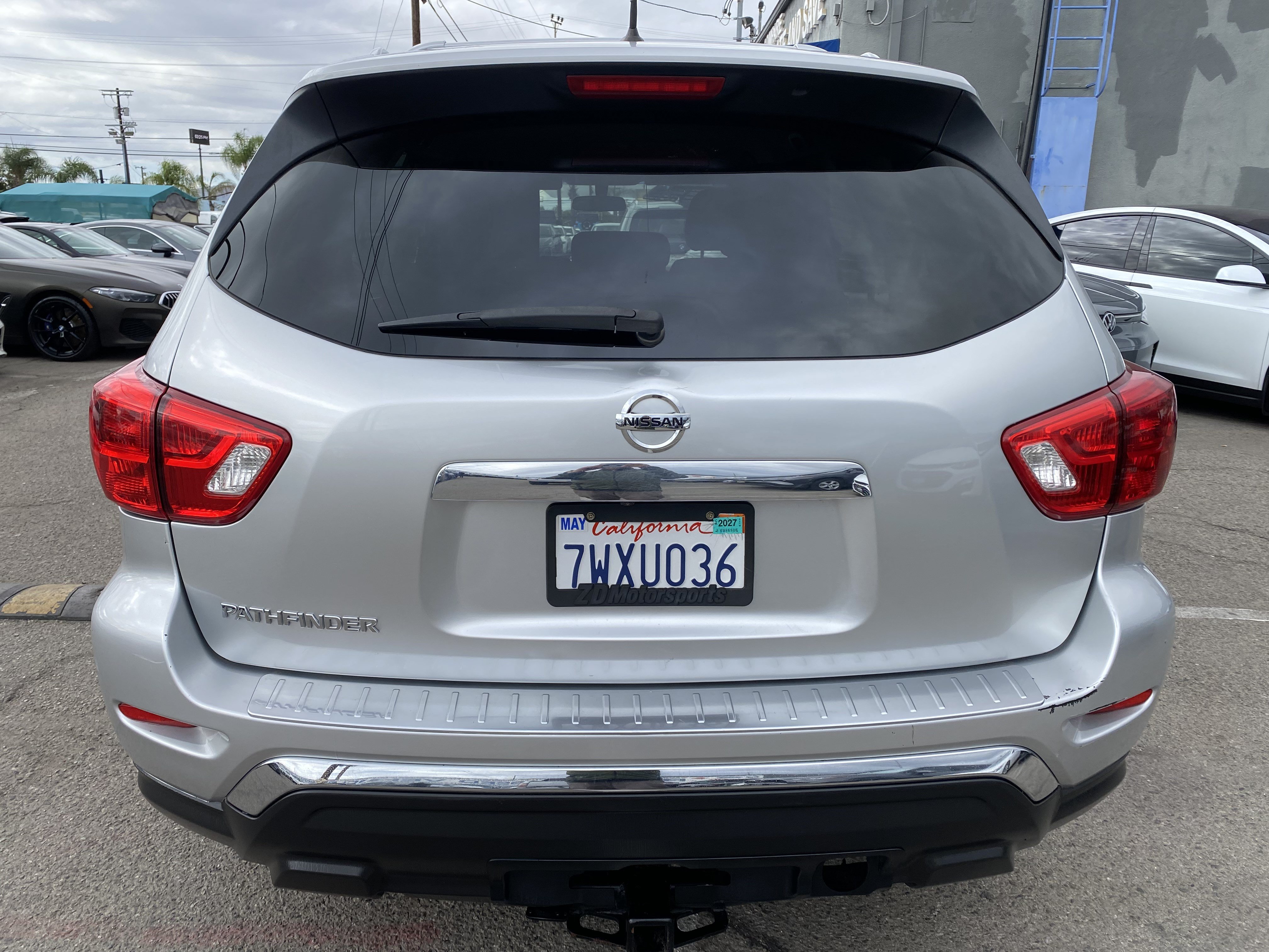 Used 2017 Nissan Pathfinder S FWD image 10
