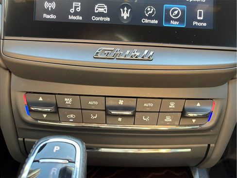 Used 2019 Maserati Ghibli S GranLusso image 34