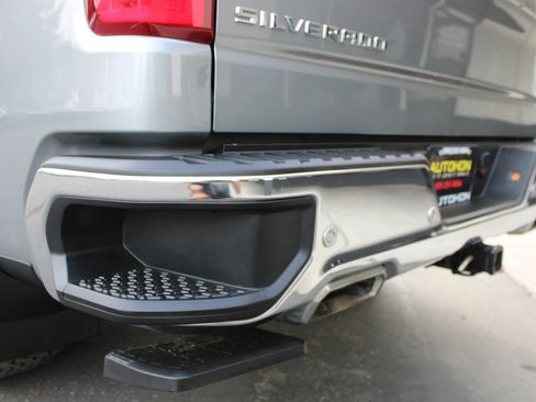 Used 2023 Chevrolet Silverado 1500 LTZ AWD/4WD image 39