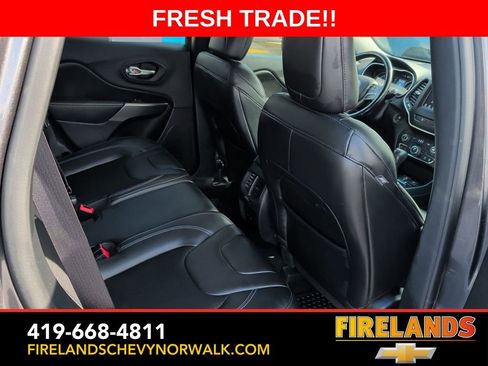 Used 2020 Jeep Cherokee Latitude Plus w/ Cold Weather Group image 14