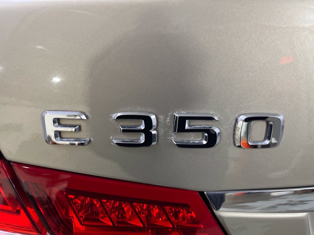 Used 2010 Mercedes-Benz E 350 Sedan image 39