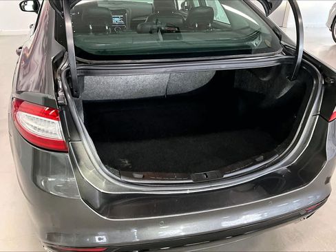 Used 2015 Ford Fusion Titanium image 17