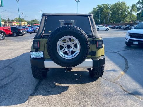 Used 2013 Jeep Wrangler Unlimited Sahara AWD/4WD image 6