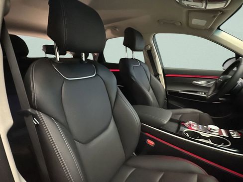 New 2026 Genesis GV70 2.5T AWD/4WD image 15