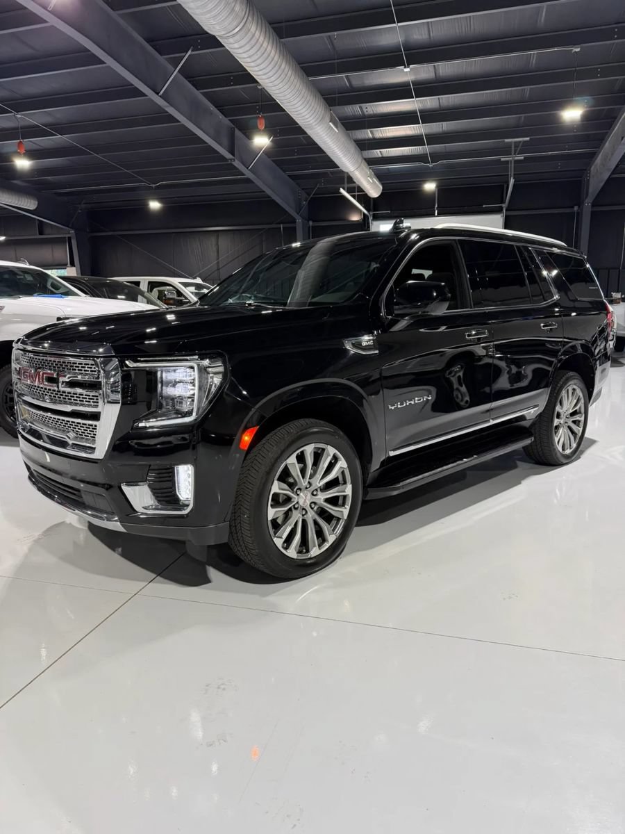 Used 2023 GMC Yukon SLT RWD image 3