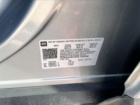 Used 2025 Chevrolet Equinox LT w/ Safety and Technology Package FWD image 36