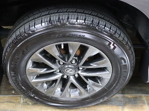 Used 2019 Lexus GX 460 Premium image 27