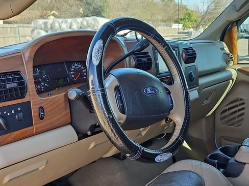Used 2007 Ford F350 XL image 9