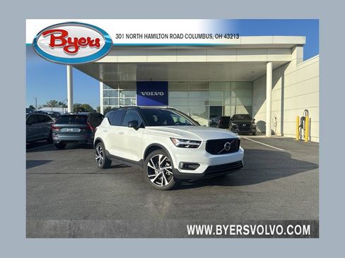 Used 2020 Volvo XC40 T5 R-Design w/ Protection Package AWD/4WD image 1