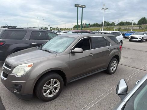 Used 2012 Chevrolet Equinox LT FWD image 2