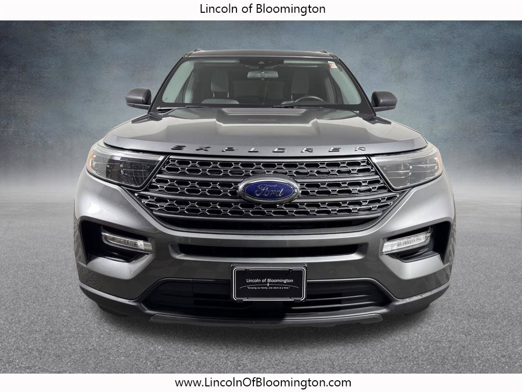 Used 2021 Ford Explorer XLT w/ XLT Sport Appearance Package AWD/4WD image 11