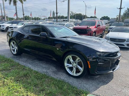 Used 2023 Chevrolet Camaro SS RWD image 4