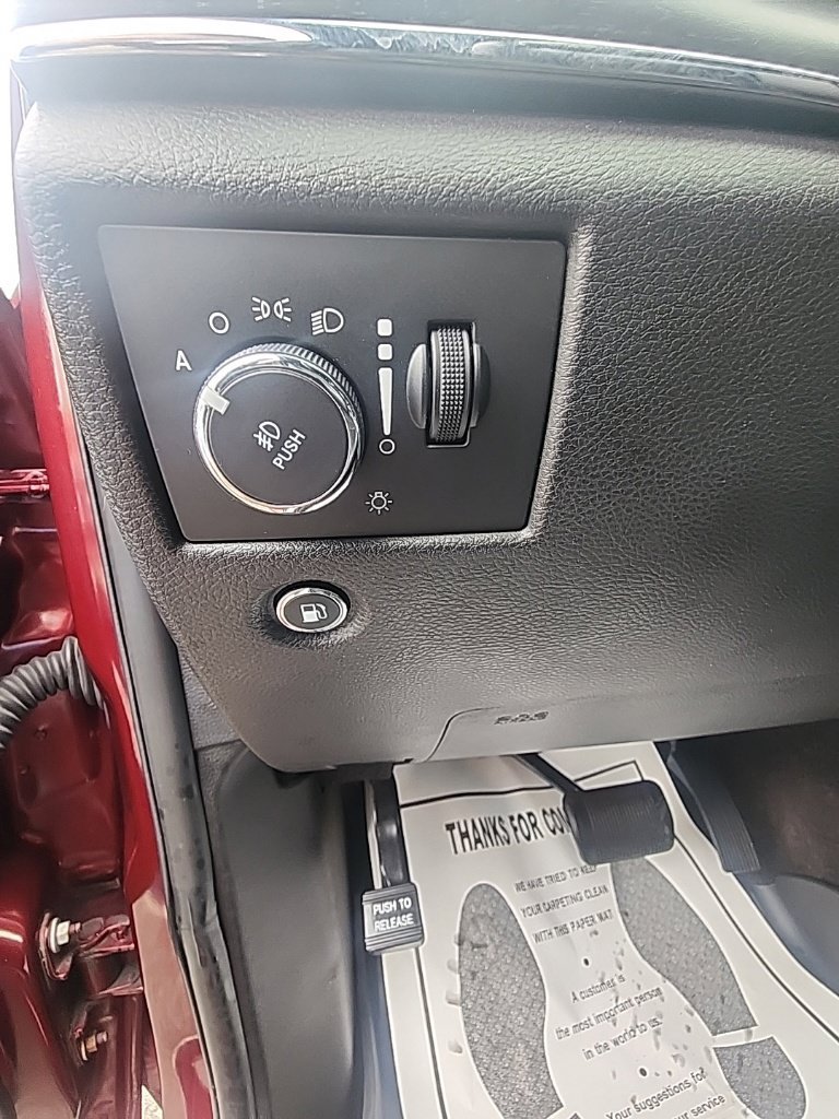 Used 2018 Jeep Grand Cherokee Limited AWD/4WD image 28