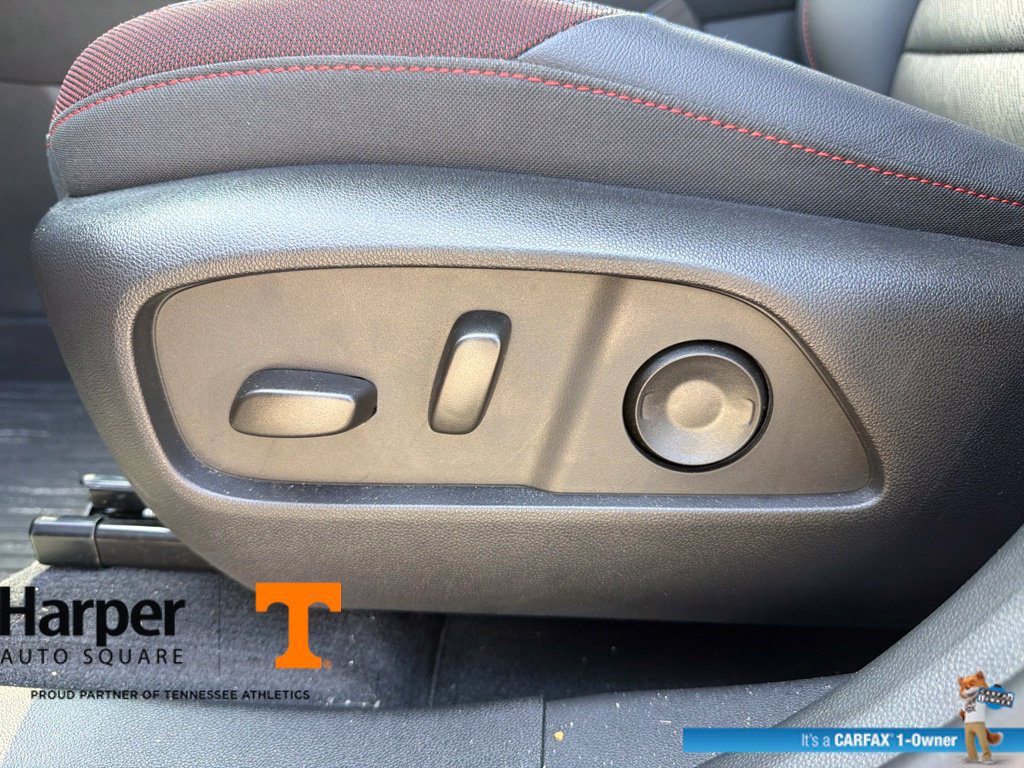 Used 2026 Chevrolet Equinox RS w/ Convenience Package III FWD image 19