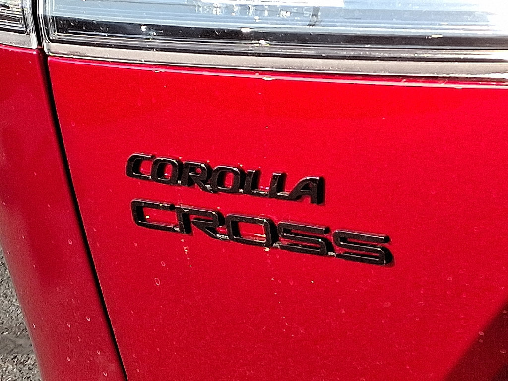 New 2026 Toyota Corolla Cross LE AWD/4WD image 5