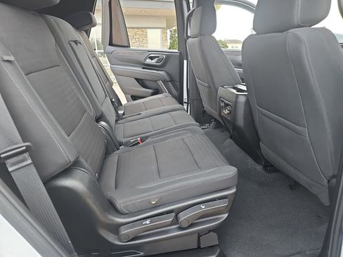 Used 2024 Chevrolet Tahoe LS image 11