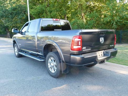 Used 2021 RAM 2500 Laramie AWD/4WD image 3