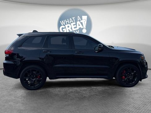 Used 2018 Jeep Grand Cherokee SRT AWD/4WD image 2