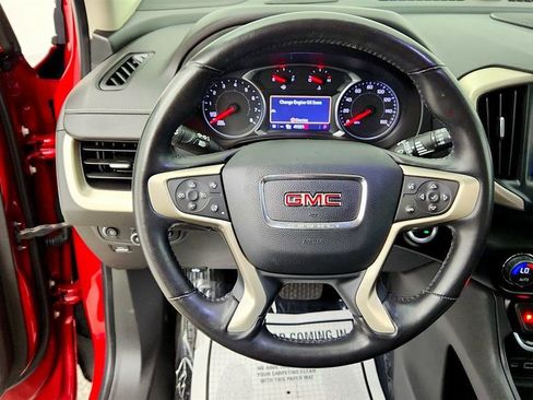 Used 2020 GMC Terrain Denali w/ Denali Premium Package FWD image 15