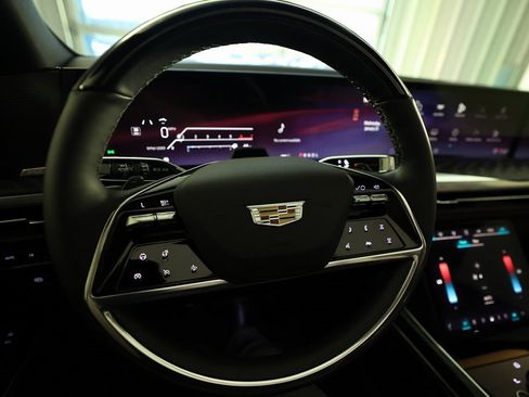 Used 2026 Cadillac Escalade Sport w/ Touring Package image 21